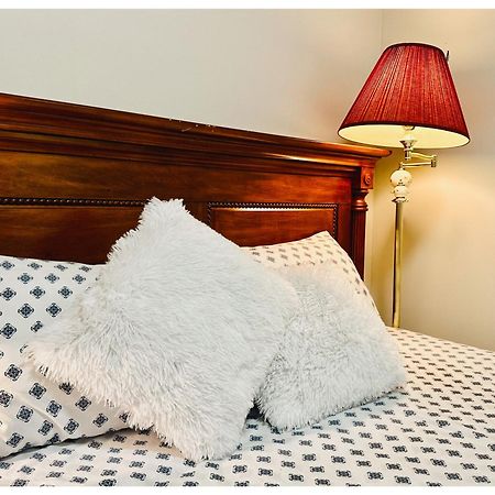 The Stays - Private Cozy 1 Bhr Apt On Main Floor Toronto Exterior foto